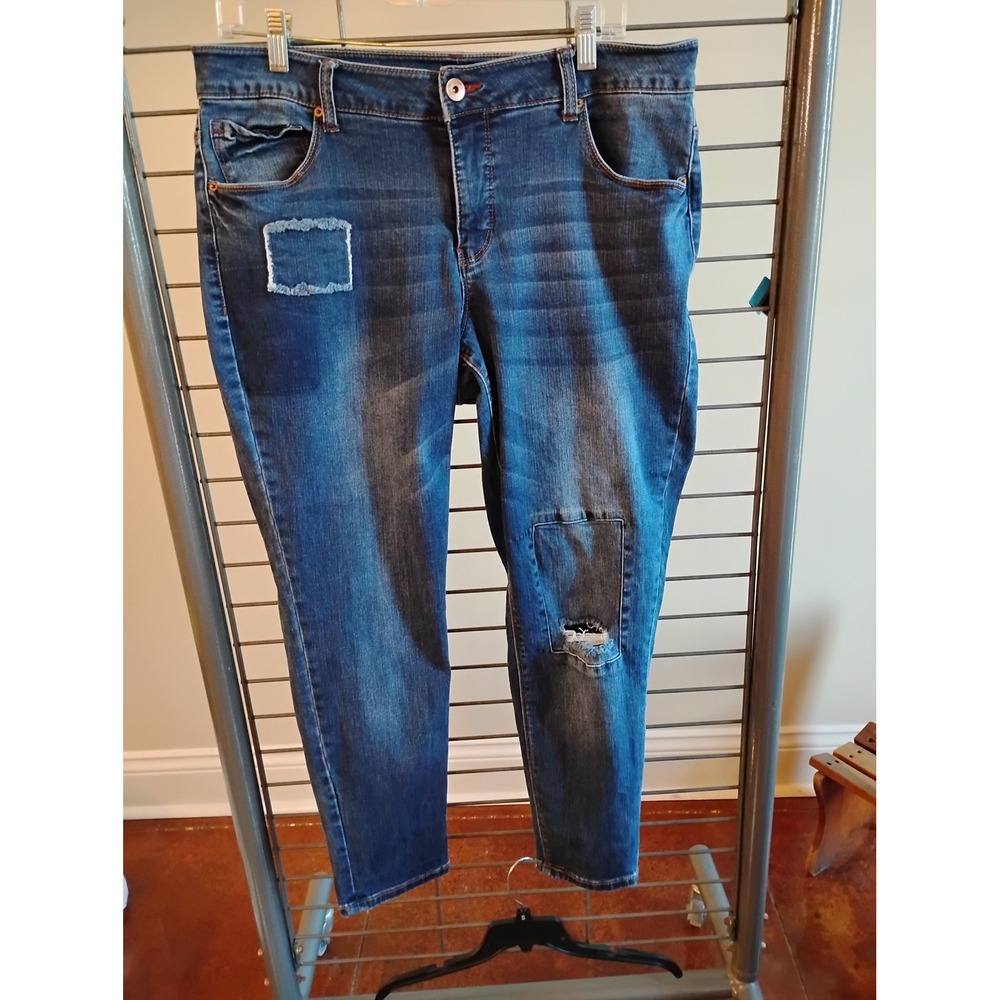 Faded Glory Womens 16W Blue‎ Jeans Distressed Patch Tapered Leg Denim Plus Size